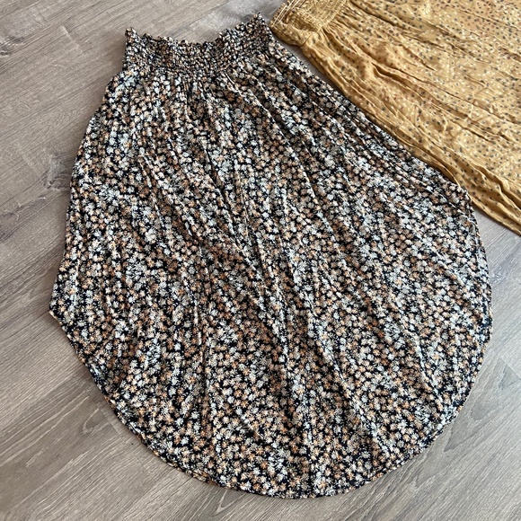 Sozy High Waist Midi Skirt L/XL -pair - Picture 2 of 9